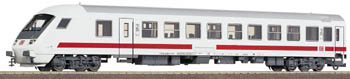 Driving Trailer 2nd class in ICE livery<br /><a href='images/pictures/Roco/45264.jpg' target='_blank'>Full size image</a>
